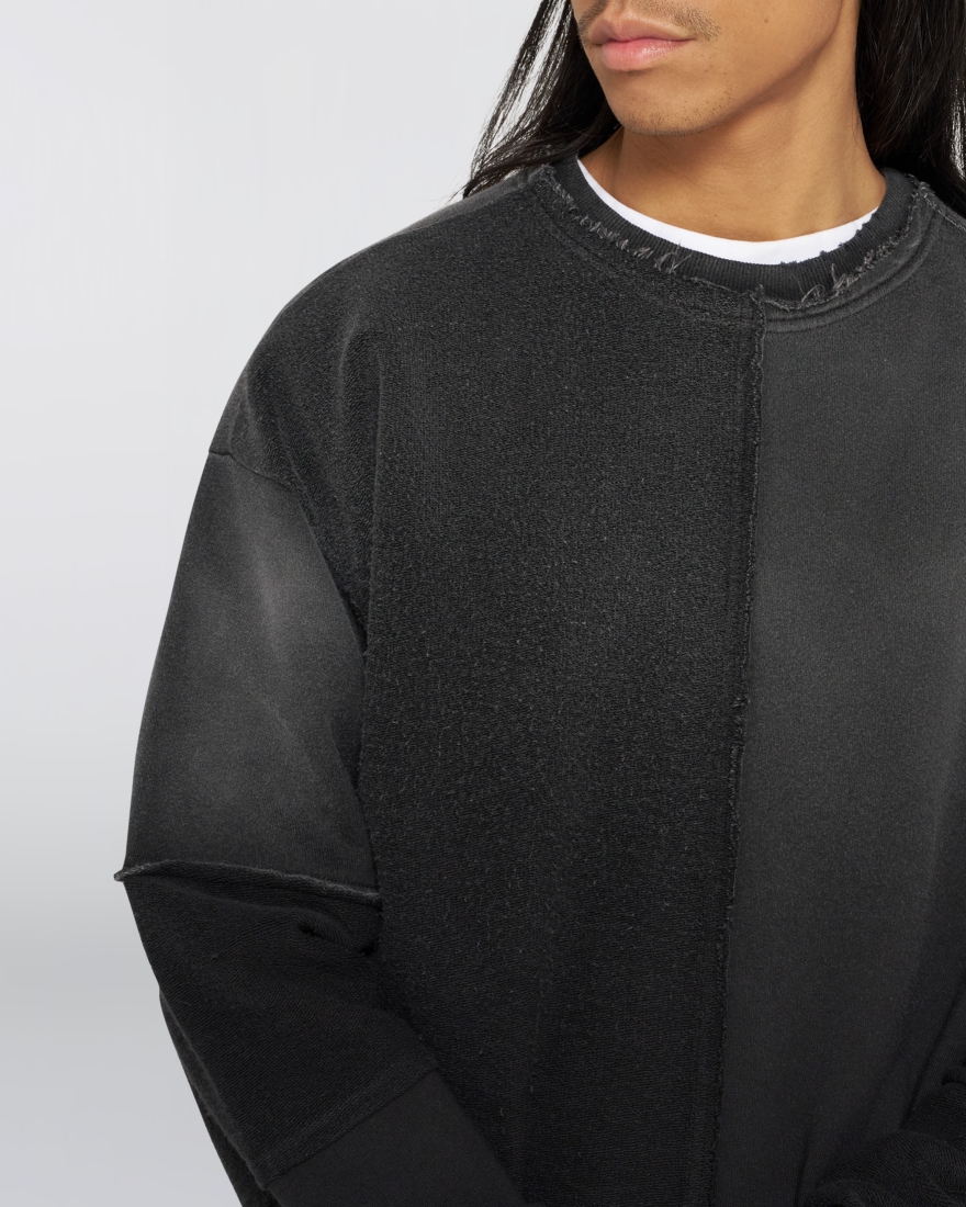 Edwin Bluff Sweat Black Distressed Wash