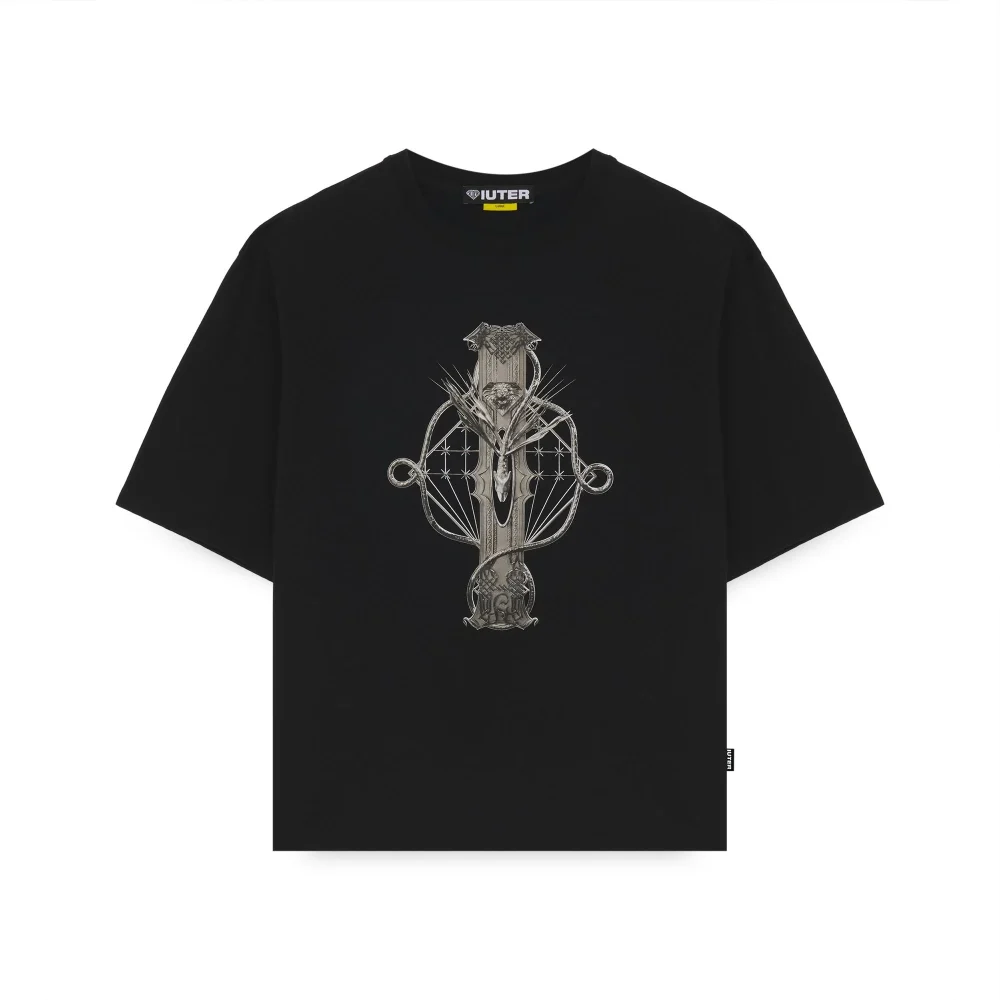 Iuter Capital Tee Black