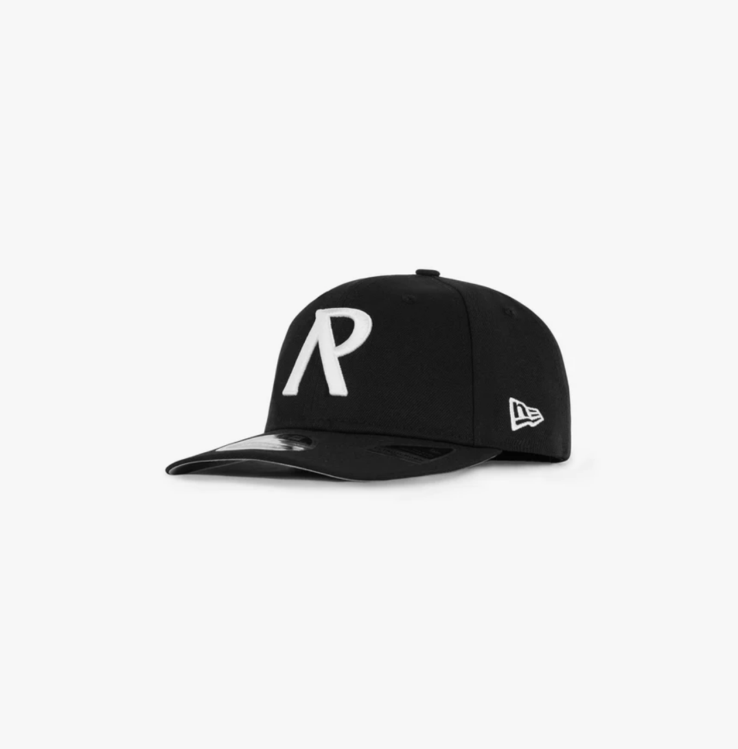 Represent Initial Cap Black - Sixstreetshop | Sneakers Streetwear Uomo ...